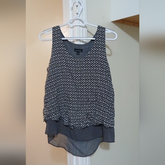 Cynthia Rowley Black and White Geometric Tank Top - Picture 1 of 7